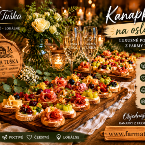 Luxusné kanapky na oslavu od Farma Tuška naaranžované na rustikálnom drevenom stole so sviečkami, proseccoom a elegantnou dekoráciou.